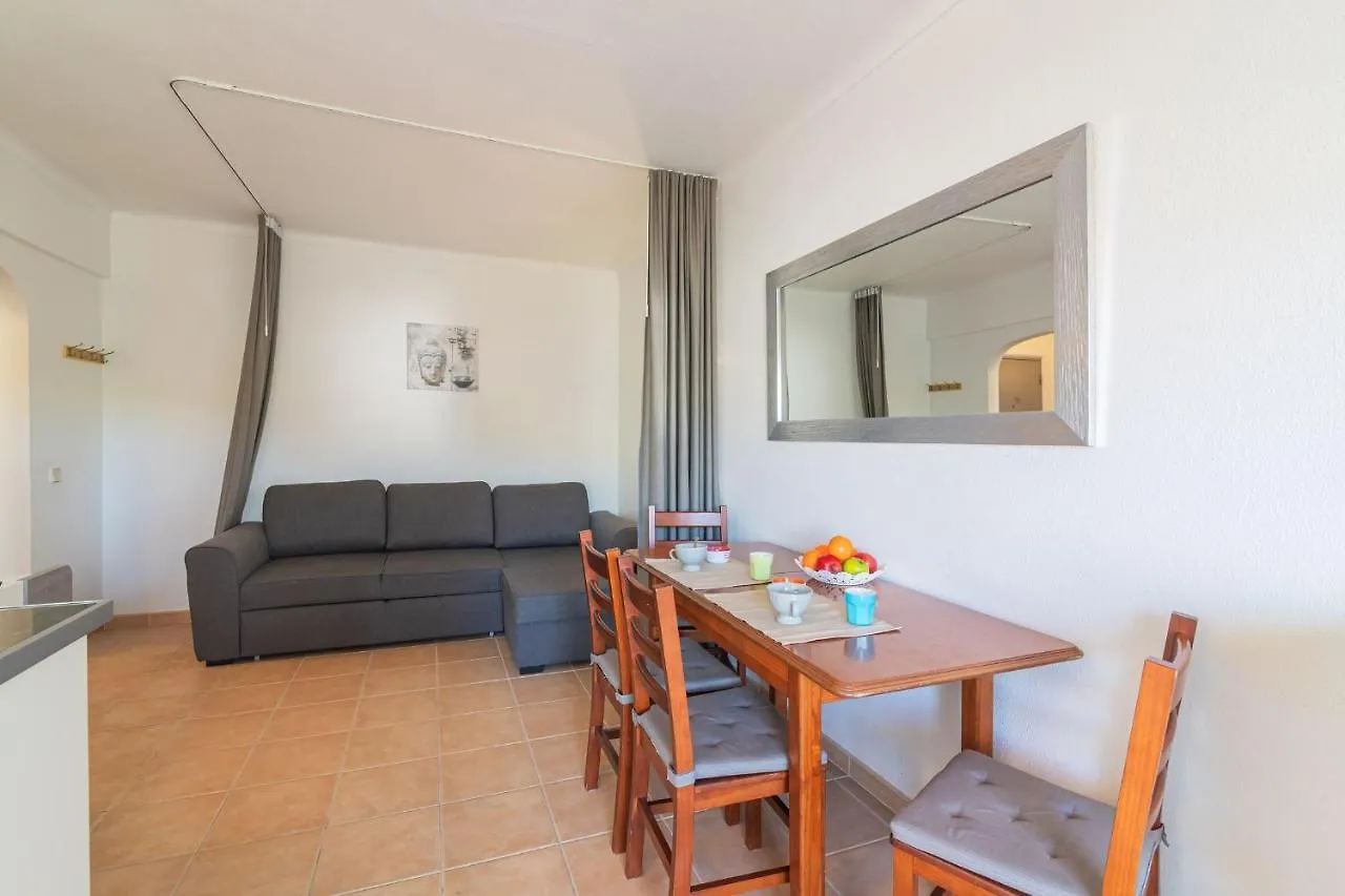 Apartment Vilamoura Cosy 2 With Pool By Homing Portugal